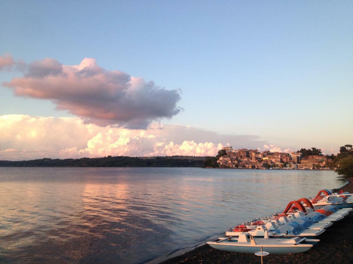 Bed and Breakfast Al Vicolo Dei Pescatori Анґуїллара-Сабація Екстер'єр фото